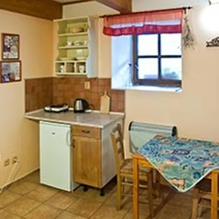 Jihocesky Statek Dynín